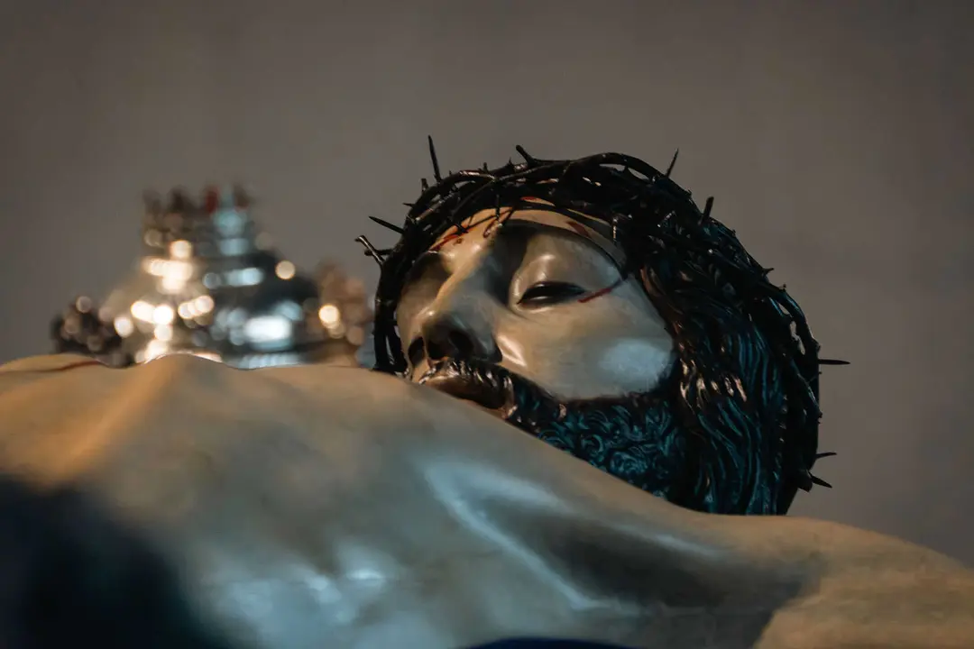 El Cristo de la Fe protagoniza la noche m&aacute;s sobrecogedora de la Semana Santa en Algeciras_16