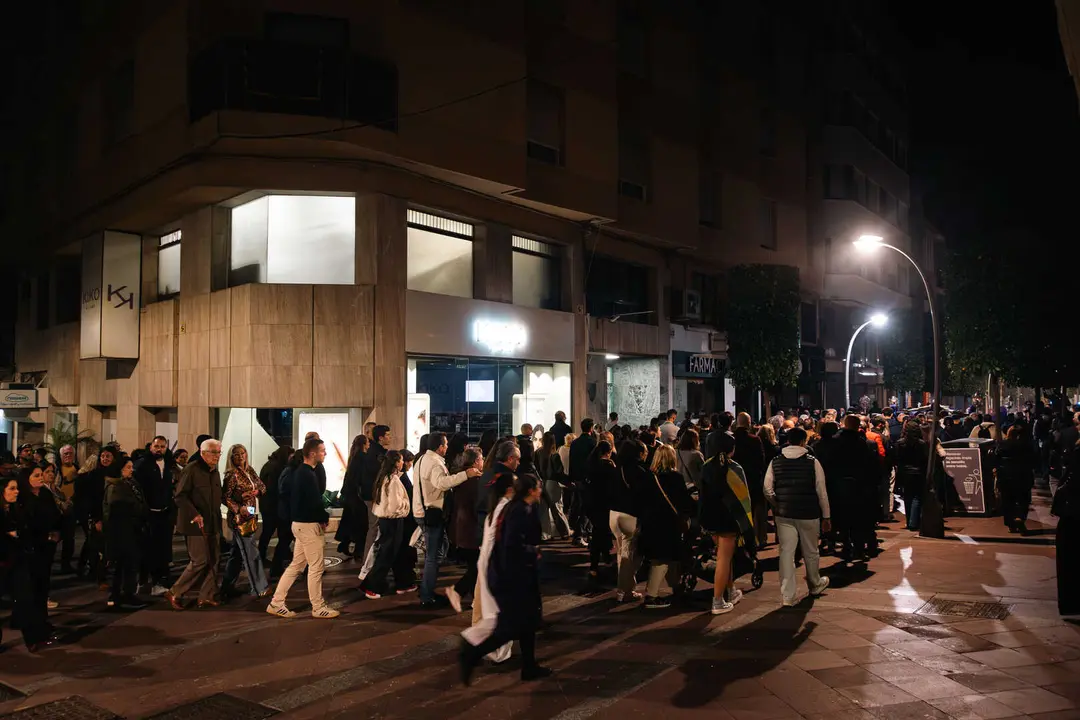 El Cristo de la Fe protagoniza la noche m&aacute;s sobrecogedora de la Semana Santa en Algeciras_19
