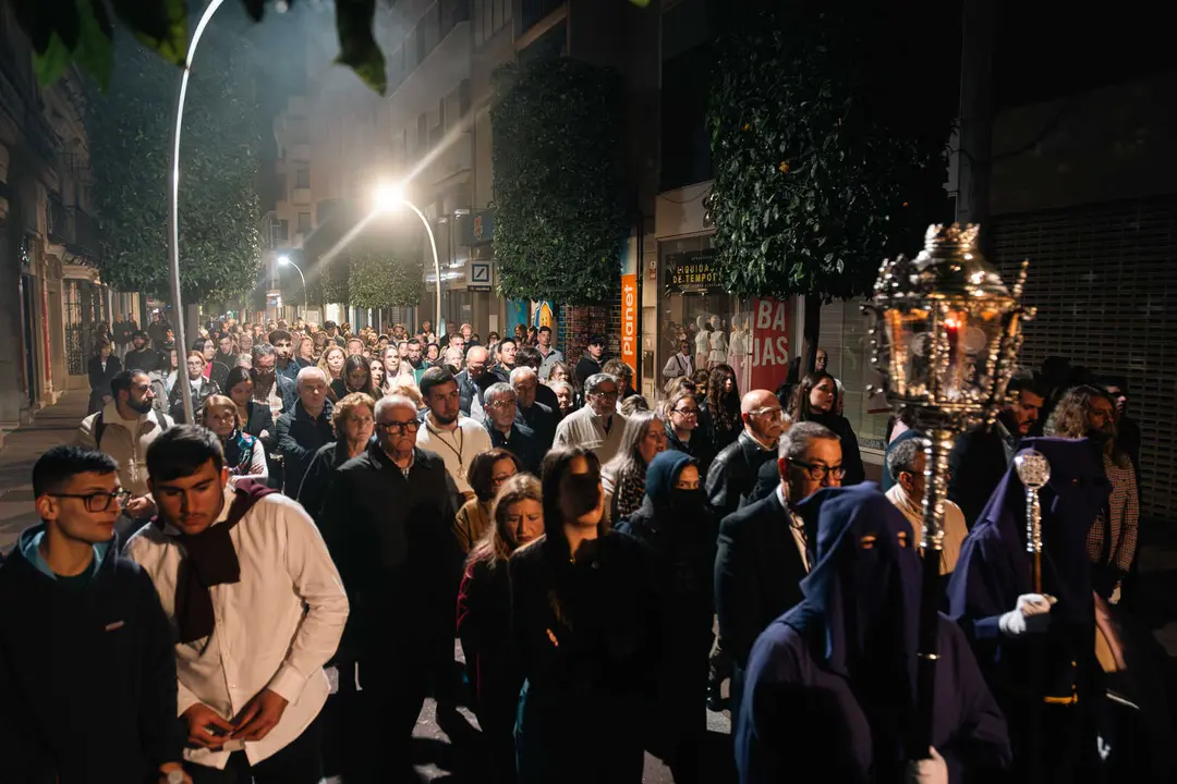 El Cristo de la Fe protagoniza la noche m&aacute;s sobrecogedora de la Semana Santa en Algeciras_21
