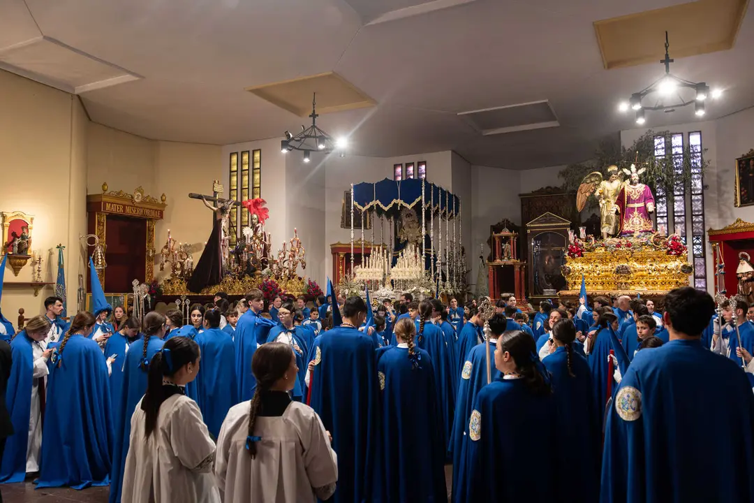 Algeciras vive su Viernes Santo m&aacute;s sobrecogedor en im&aacute;genes_005