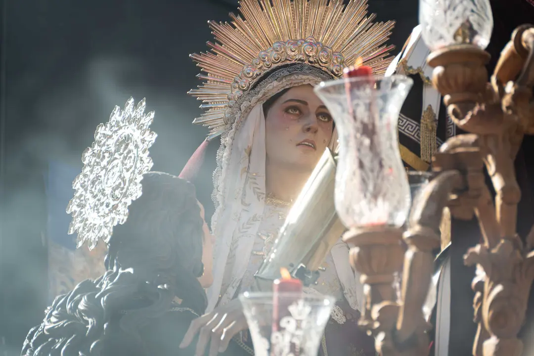 Algeciras vive su Viernes Santo m&aacute;s sobrecogedor en im&aacute;genes_029
