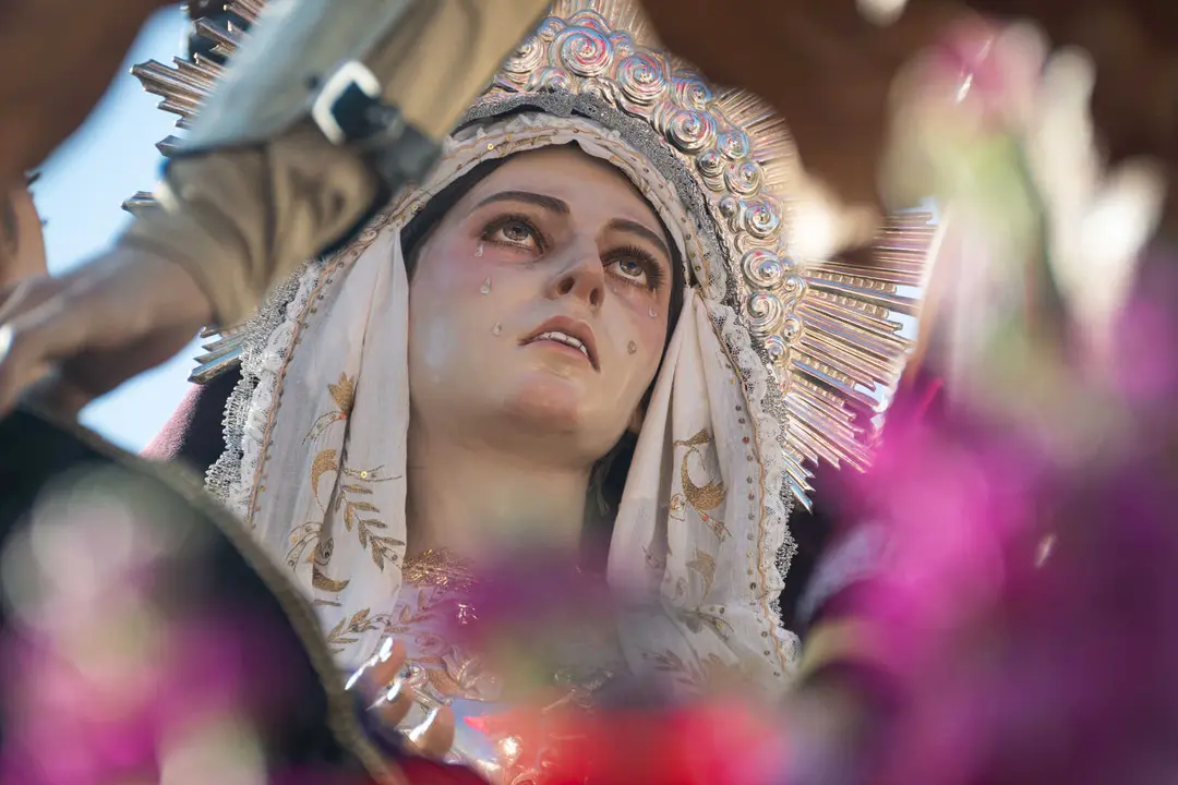 Algeciras vive su Viernes Santo m&aacute;s sobrecogedor en im&aacute;genes_033