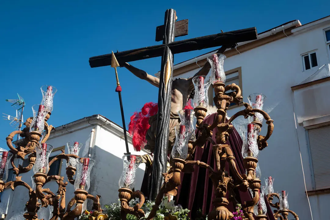 Algeciras vive su Viernes Santo m&aacute;s sobrecogedor en im&aacute;genes_034