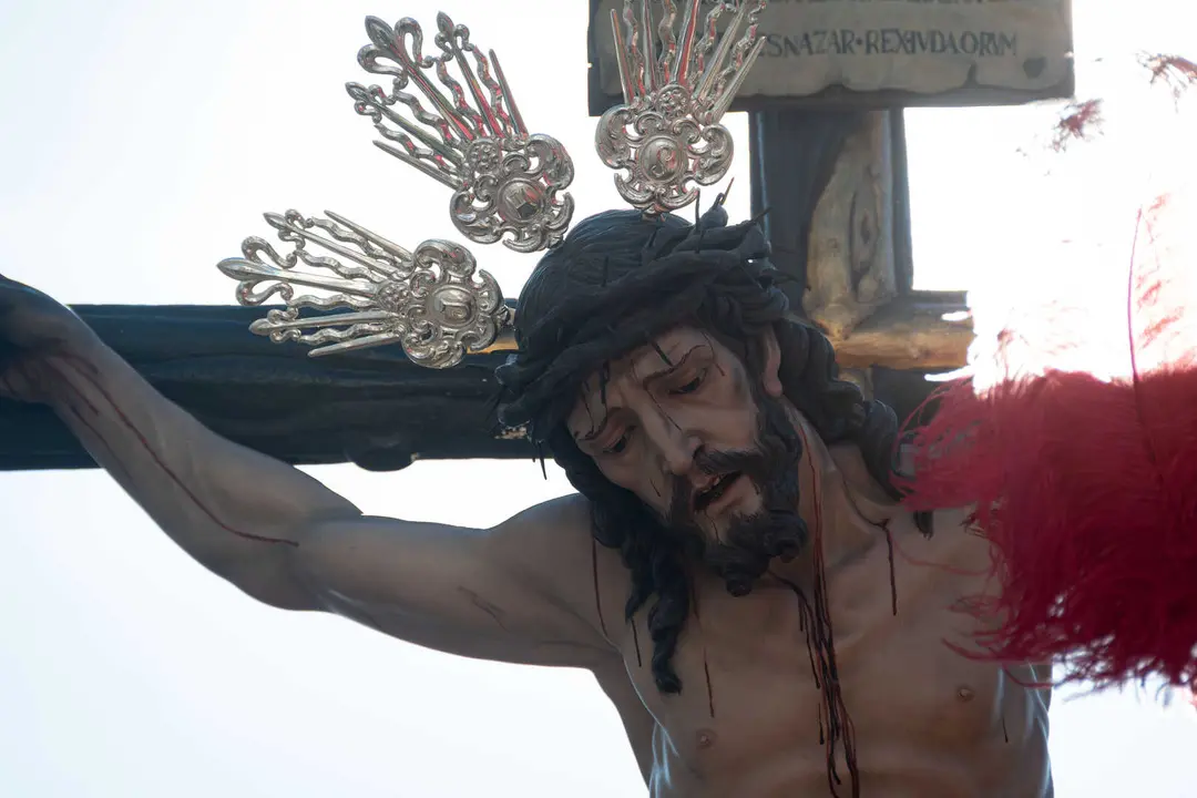 Algeciras vive su Viernes Santo m&aacute;s sobrecogedor en im&aacute;genes_043