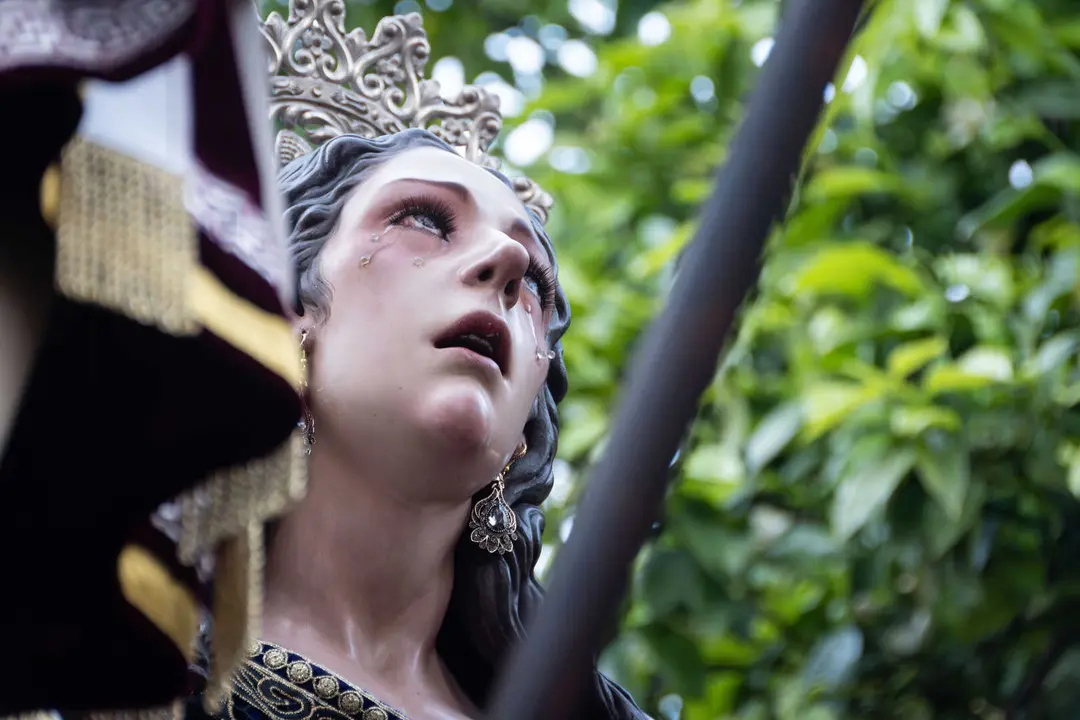 Algeciras vive su Viernes Santo m&aacute;s sobrecogedor en im&aacute;genes_058