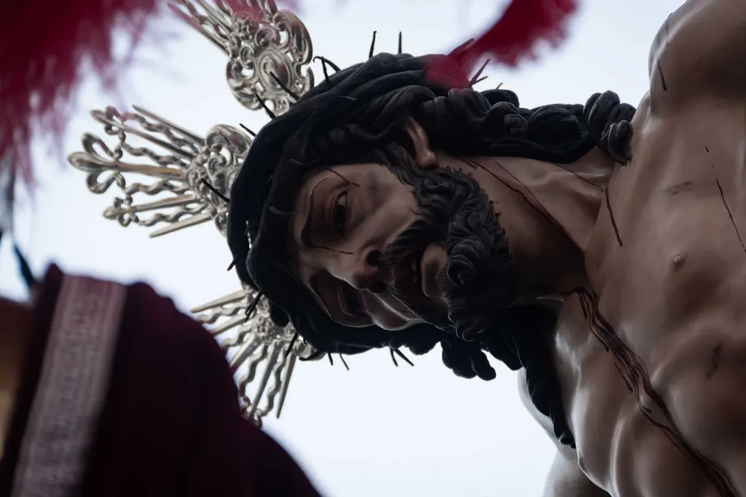 Algeciras vive su Viernes Santo m&aacute;s sobrecogedor en im&aacute;genes_063