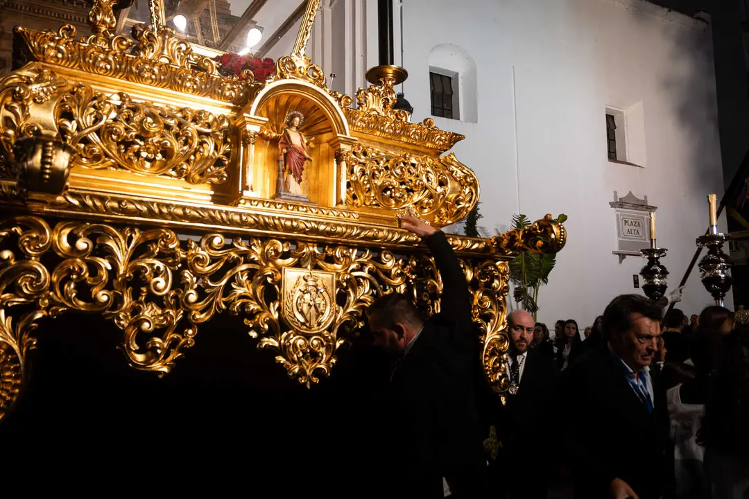Algeciras vive su Viernes Santo m&aacute;s sobrecogedor en im&aacute;genes_077