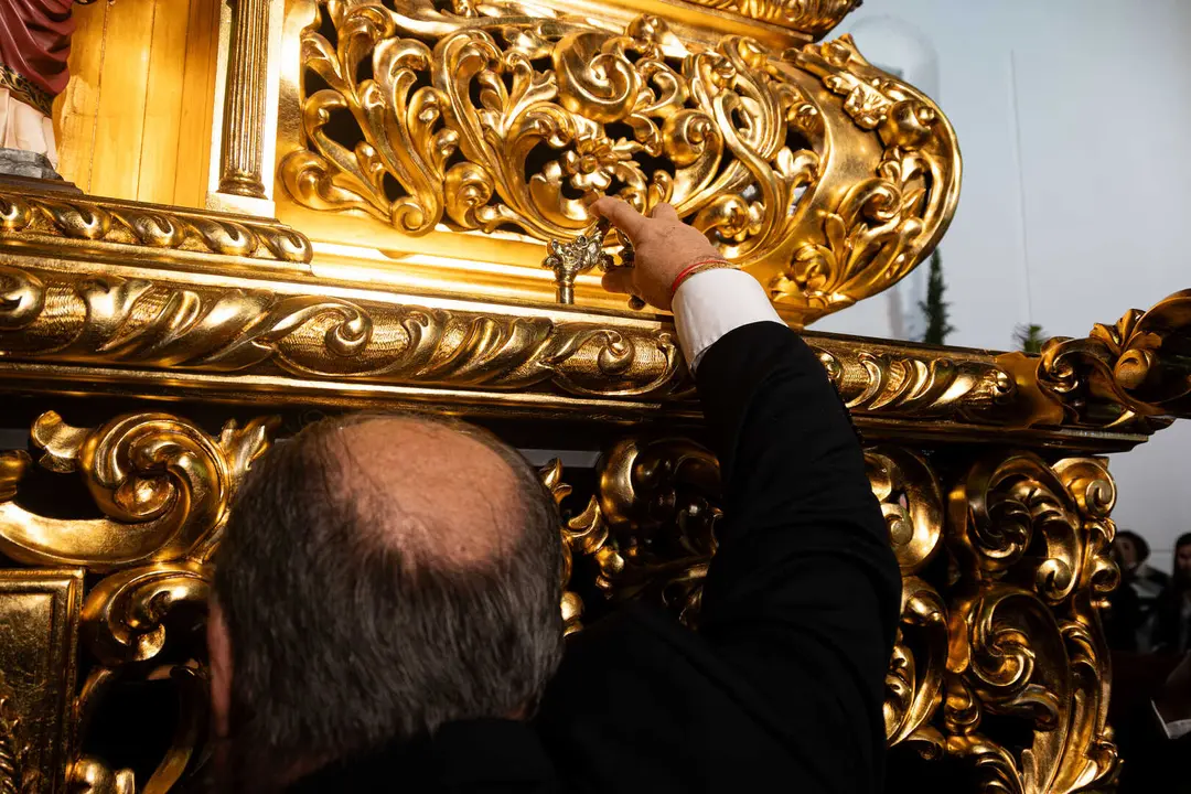 Algeciras vive su Viernes Santo m&aacute;s sobrecogedor en im&aacute;genes_082