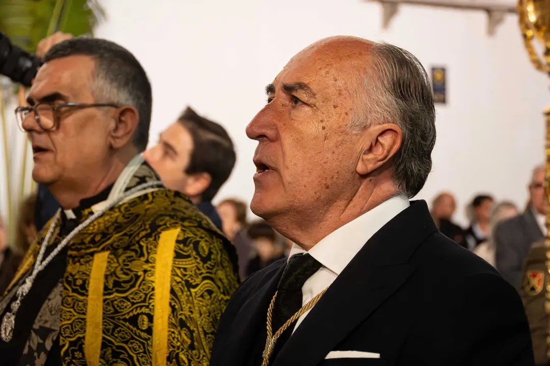Algeciras vive su Viernes Santo m&aacute;s sobrecogedor en im&aacute;genes_084