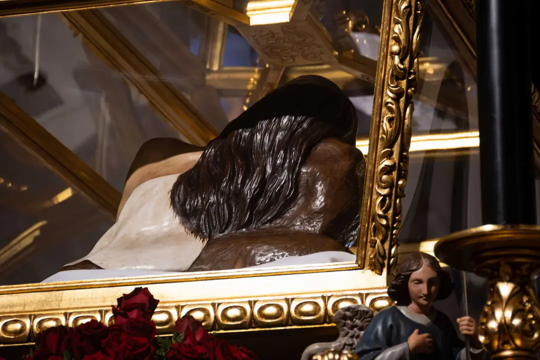 Algeciras vive su Viernes Santo m&aacute;s sobrecogedor en im&aacute;genes_104