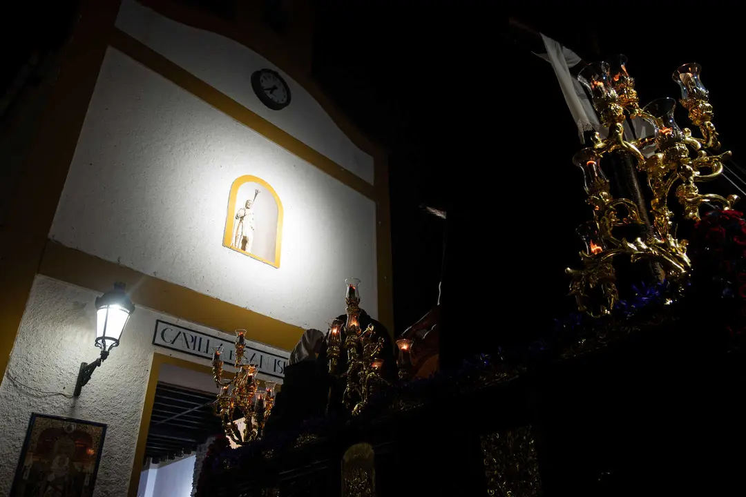 Algeciras vive su Viernes Santo m&aacute;s sobrecogedor en im&aacute;genes_112