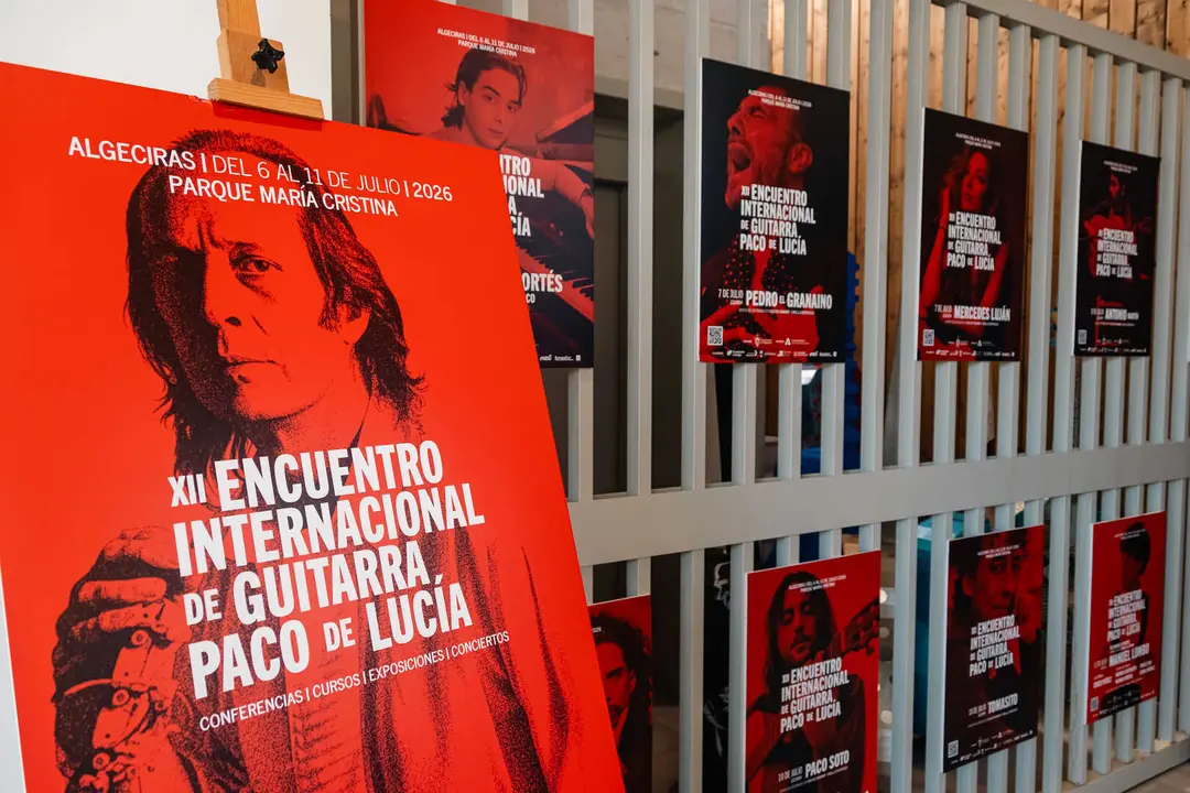 Carteles promocionales del Encuentro Internacional de Guitarra Paco de Luc&iacute;a en el Centro de Interpretaci&oacute;n de Algeciras