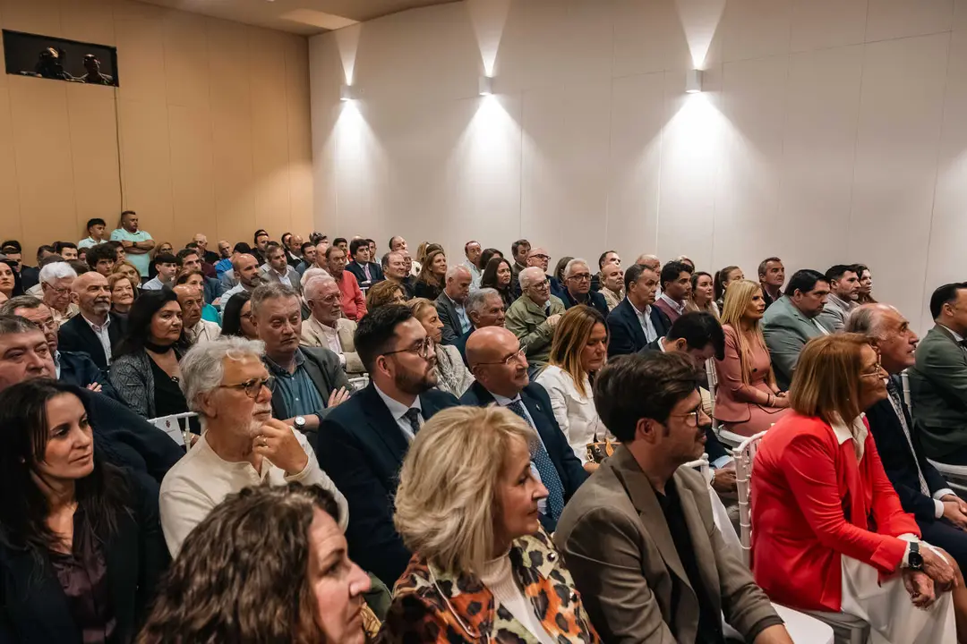 Presentaci&oacute;n oficial de los carteles de la Feria Taurina de Algeciras 2026 en el centro cultural de la ciudad_22_FOTO - FJ Ben&iacute;tez