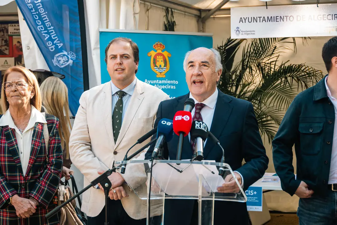 El Parque Mar&iacute;a Cristina se llena de oportunidades educativas con Expoeduca_13_FOTO - FJ Ben&iacute;tez