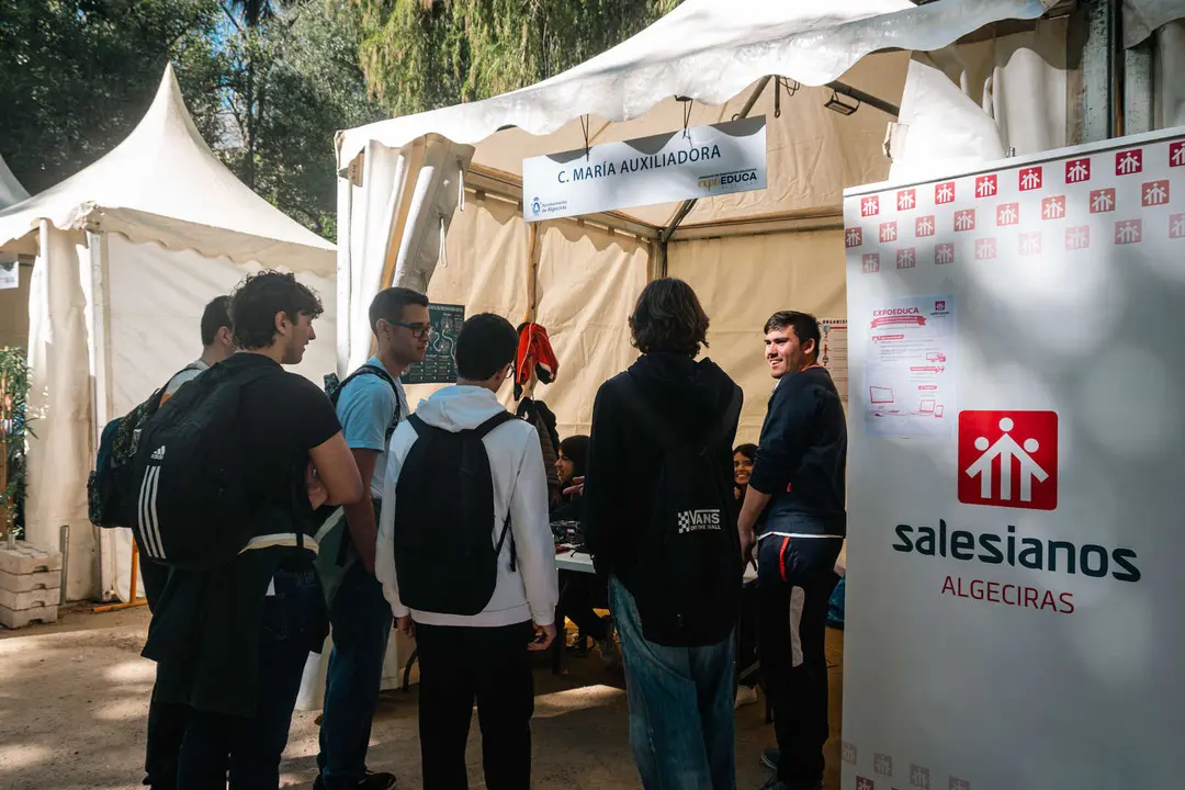 El Parque Mar&iacute;a Cristina se llena de oportunidades educativas con Expoeduca_22_FOTO - FJ Ben&iacute;tez