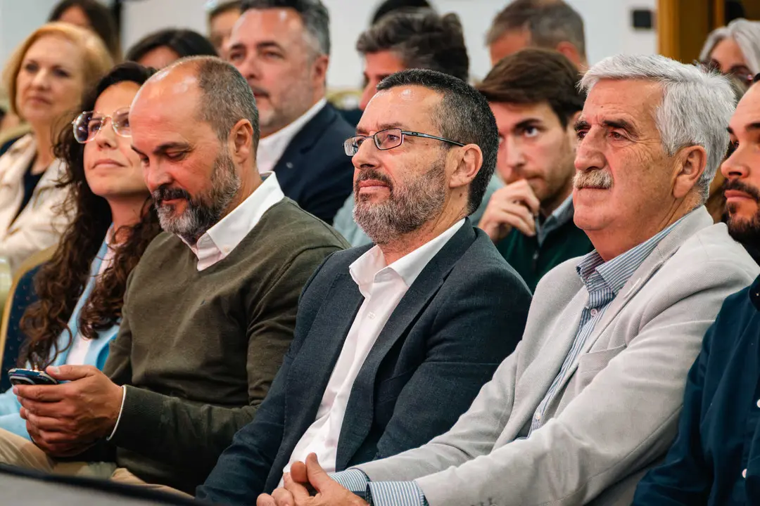 Acto de presentaci&oacute;n de la candidatura de 100x100 Unidos_25_FOTO - FJ Ben&iacute;tez