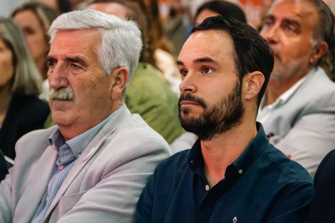 Acto de presentaci&oacute;n de la candidatura de 100x100 Unidos_26_FOTO - FJ Ben&iacute;tez