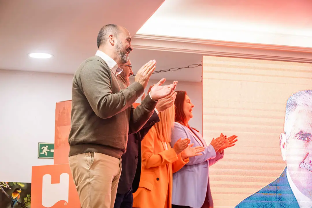 Acto de presentaci&oacute;n de la candidatura de 100x100 Unidos_28_FOTO - FJ Ben&iacute;tez
