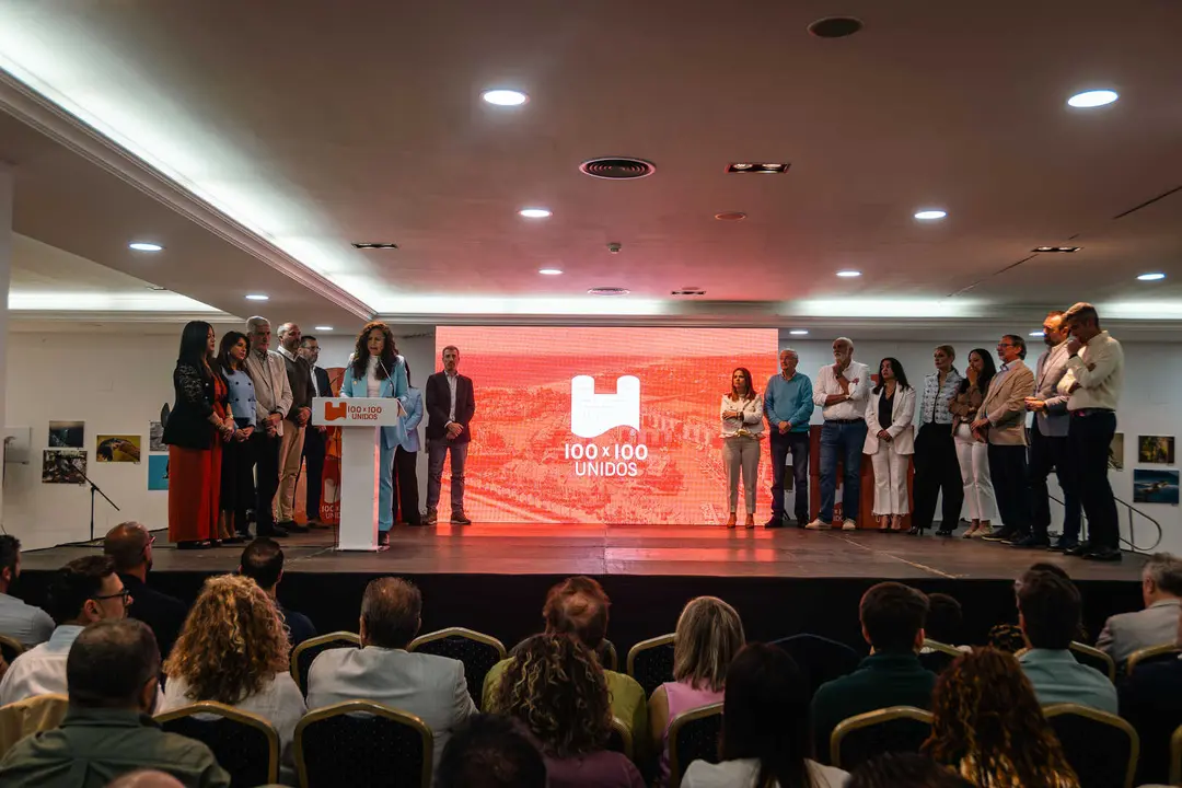Acto de presentaci&oacute;n de la candidatura de 100x100 Unidos_39_FOTO - FJ Ben&iacute;tez
