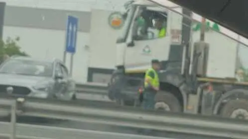 Retenciones en la A-7 a su paso por Palmones tras los accidentes registrados en la zona.