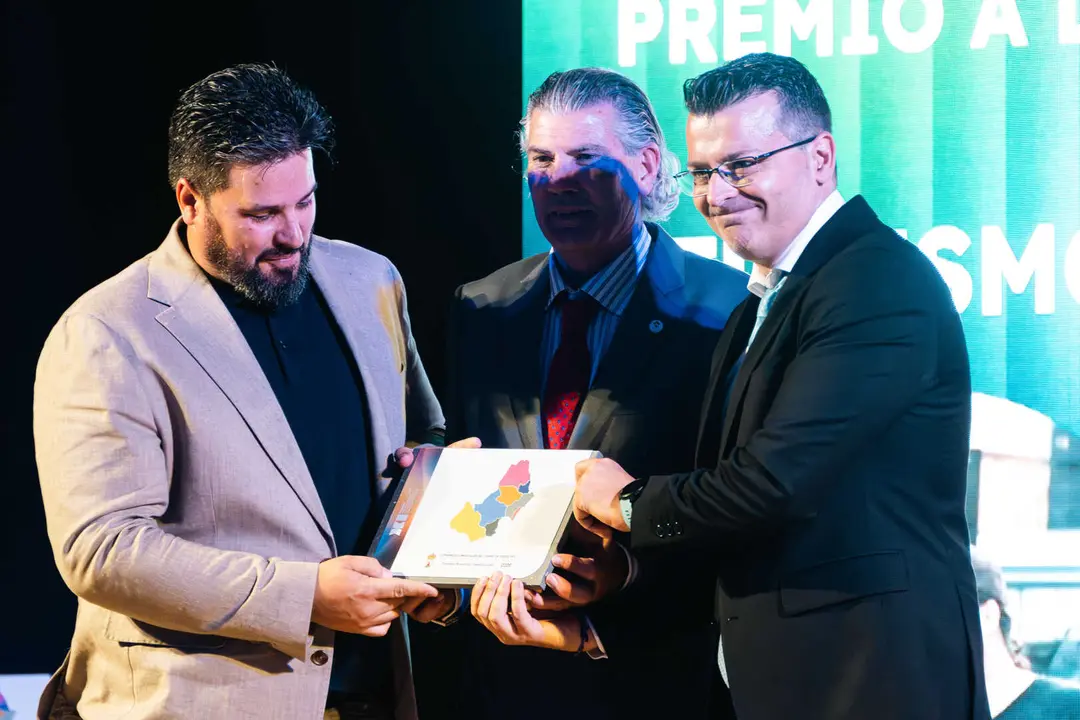 La comarca se viste de gala en San Pablo de Buceite para celebrar sus XI Premios_27_FOTO - FJ Ben&iacute;tez