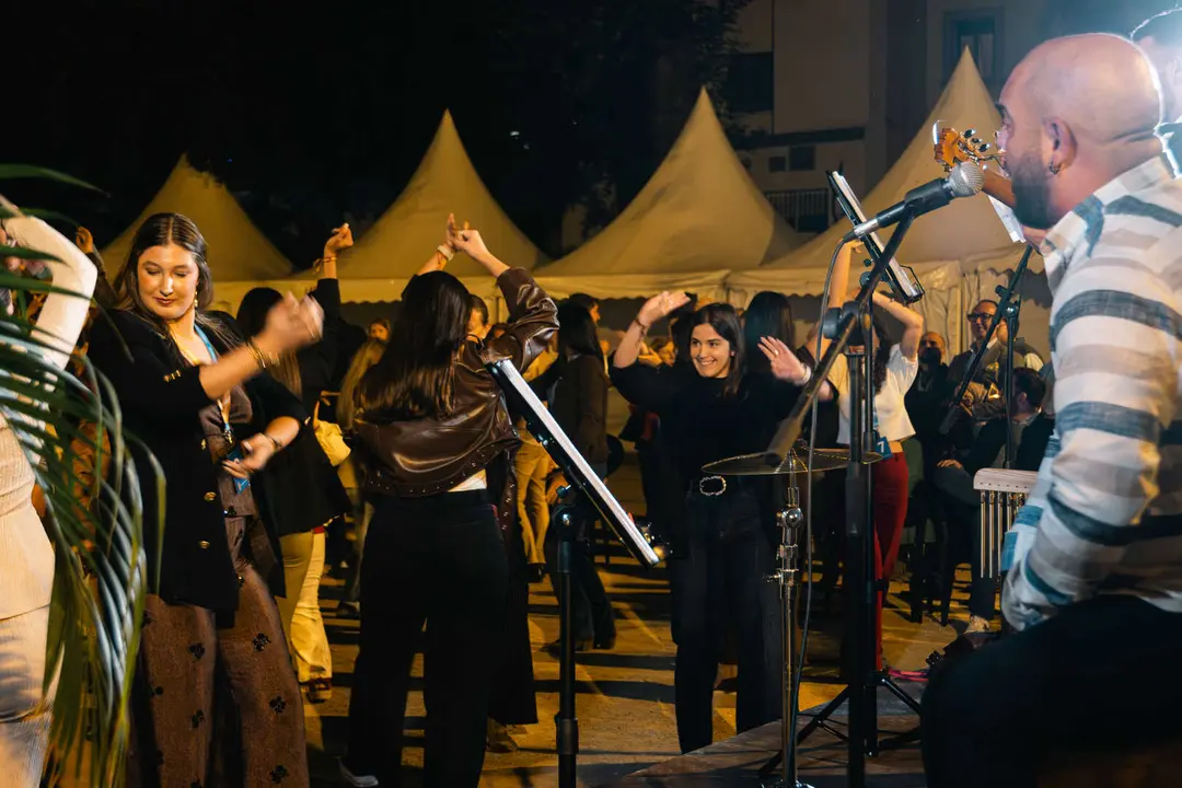 El Parque Mar&iacute;a Cristina acoge la elecci&oacute;n de las Reinas y Damas 2026_25_FOTO - FJ Ben&iacute;tez