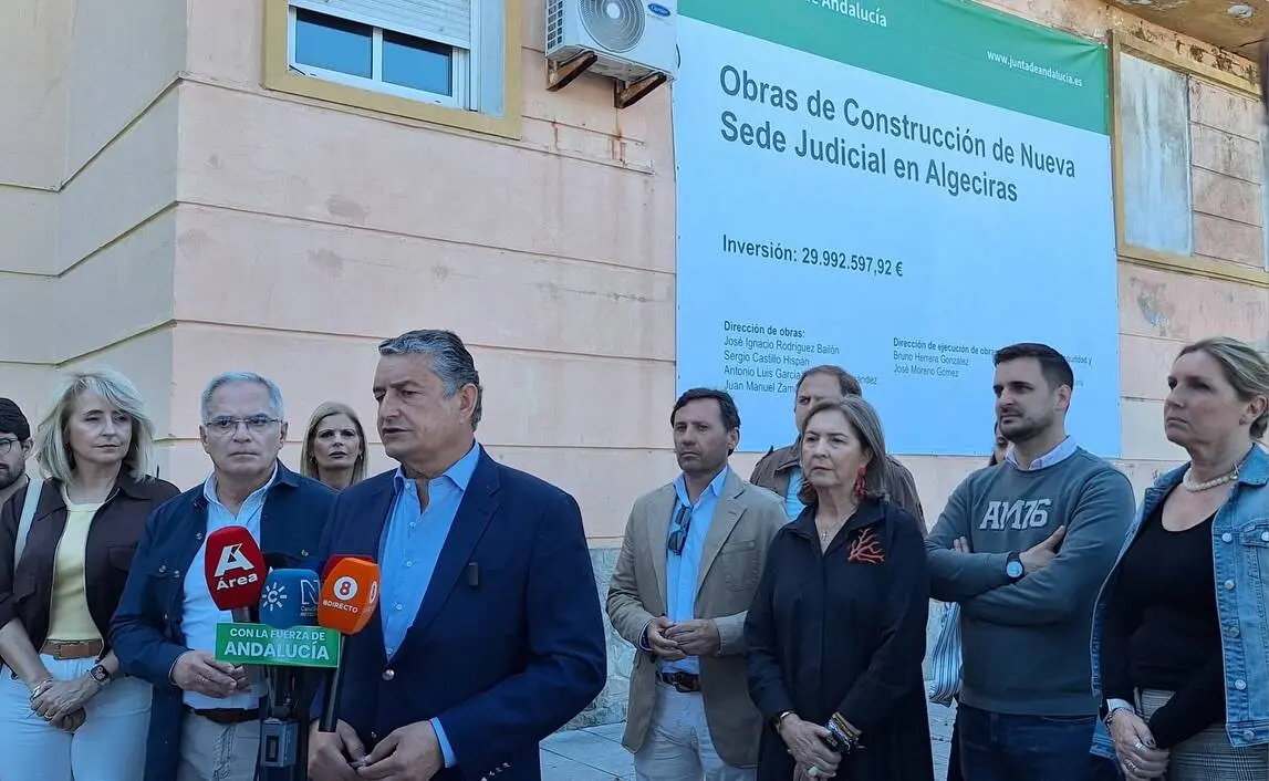 Antonio Sanz durante la presentaci&oacute;n del inicio previsto de las obras de la futura Ciudad de la Justicia de Algeciras