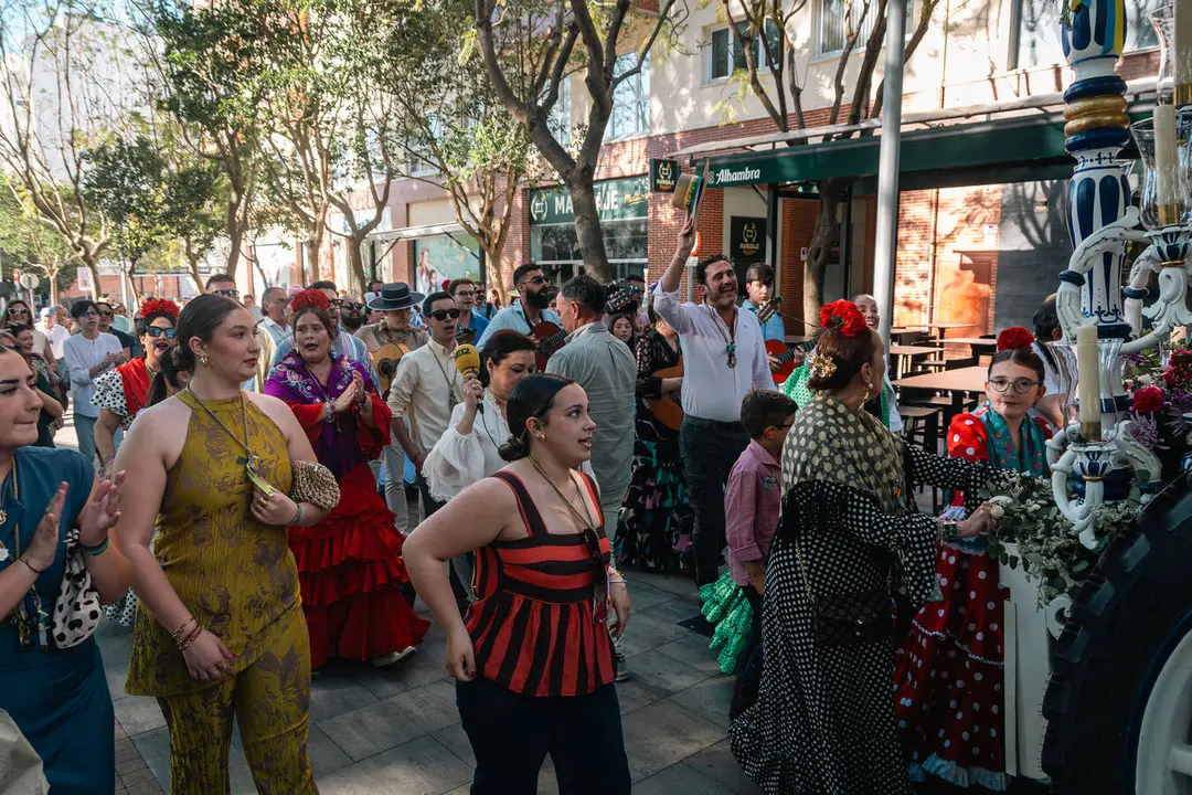 La salida de la Hermandad del Roc&iacute;o de Algeciras_12_FOTO FJ BEN&Iacute;TEZ