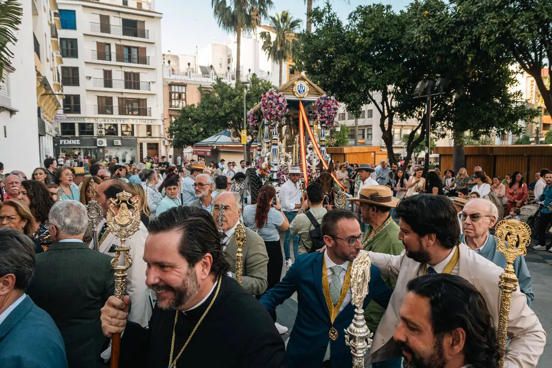 La salida de la Hermandad del Roc&iacute;o de Algeciras_37_FOTO FJ BEN&Iacute;TEZ