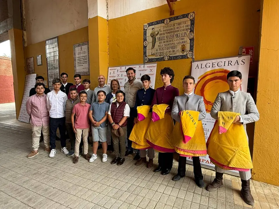 Un momento de la actividad celebrada en la Plaza de Toros de Algeciras