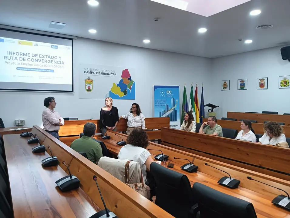 Jornada celebrada en la sede de la Mancomunidad sobre empleo y digitalizaci&oacute;n en la comarca