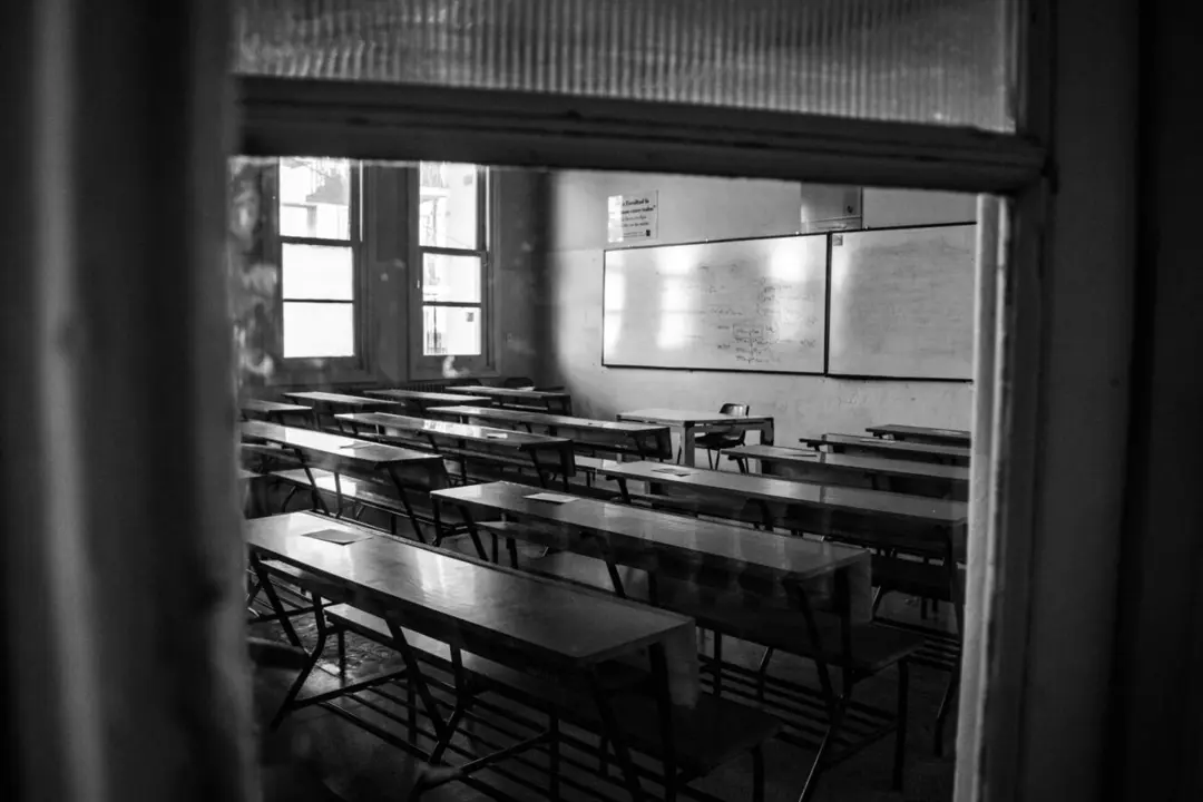 Aula preparada para el inicio de las pruebas de acceso a la universidad en una imagen de archivo