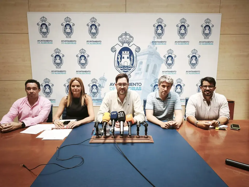 &Aacute;lvaro M&aacute;rquez durante la presentaci&oacute;n de las novedades en la gesti&oacute;n y facturaci&oacute;n del servicio municipal de agua