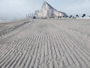 La playa de Santa B&aacute;rbara recupera el ba&ntilde;o en la mayor parte de su litoral tras la mejora de la calidad del agua
