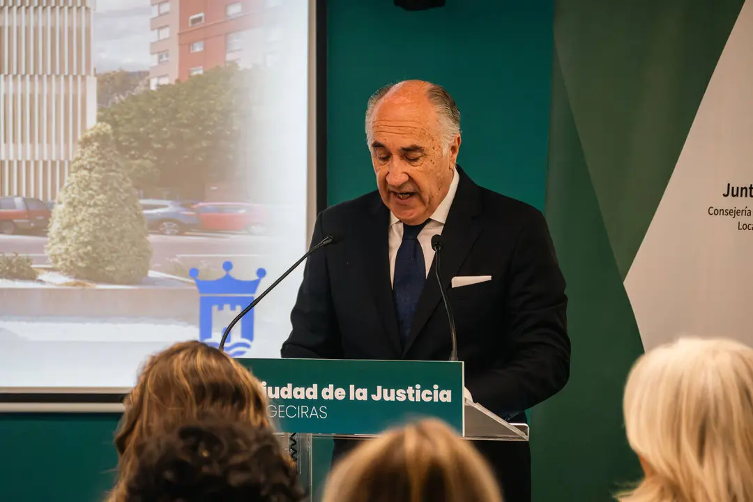 Jos&eacute; Ignacio Landaluce, durante una intervenci&oacute;n p&uacute;blica en Algeciras - FOTO: FJ Ben&iacute;tez