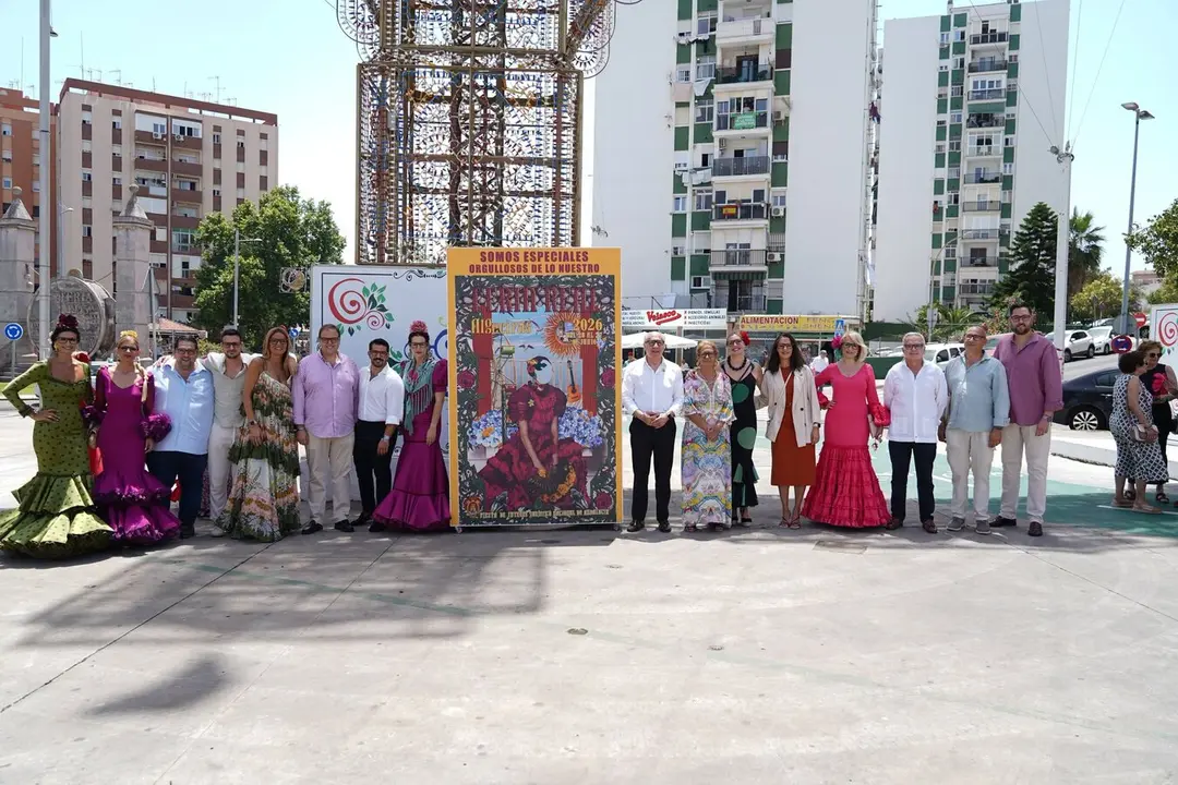 Miles de personas han llenado ya la Feria Real de Algeciras en un arranque marcado por la normalidad
