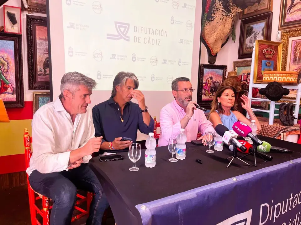 Presentaci&oacute;n oficial de los carteles de la Feria Taurina de la Velada y Fiestas 2026 en La L&iacute;nea