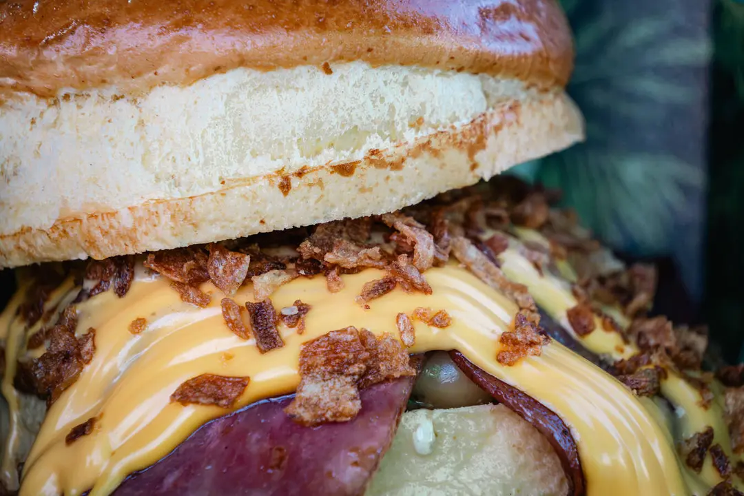Las mejores hamburgueser&iacute;as de Espa&ntilde;a y Portugal ya est&aacute;n en Algeciras con The Golden Ib&eacute;rica Burger. Hasta el 5 de julio - FOTO: FJ Ben&iacute;tez