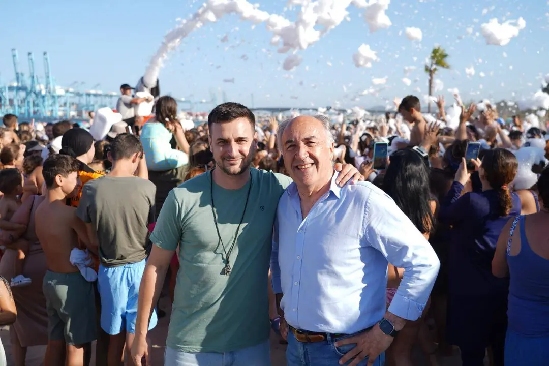 Ambiente durante las actividades organizadas este fin de semana en las playas de Algeciras