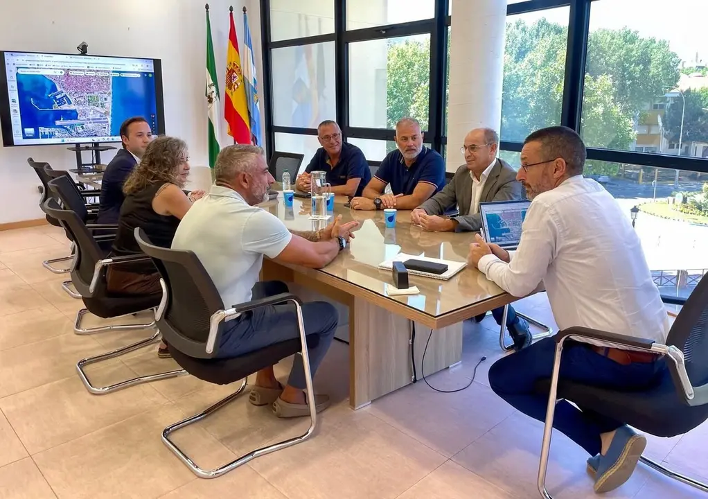 Reuni&oacute;n entre el Ayuntamiento de La L&iacute;nea y el Grupo Transfronterizo para coordinar las actuaciones ante la desaparici&oacute;n de la Verja