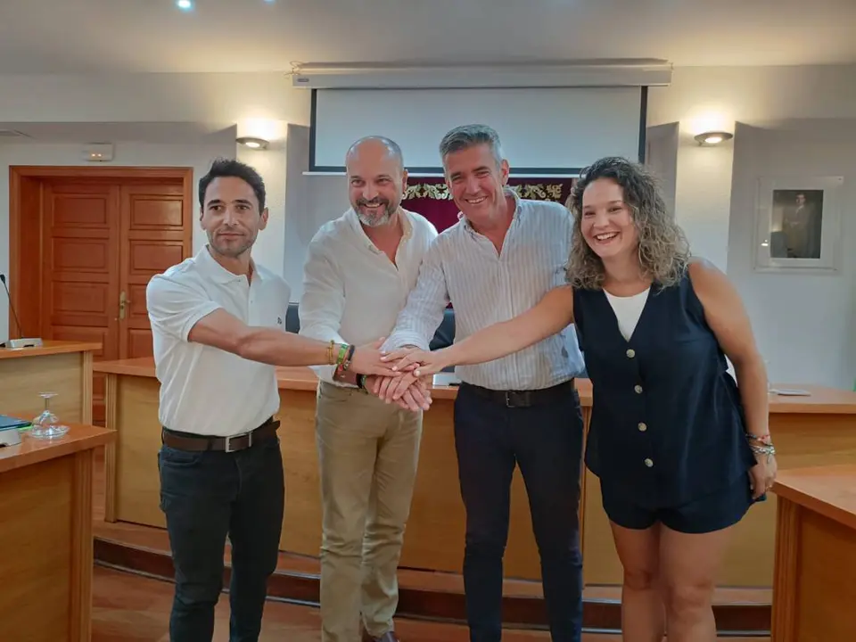 Presentaci&oacute;n del nuevo plan de asfaltado impulsado por el Ayuntamiento de Los Barrios y la Diputaci&oacute;n de C&aacute;diz