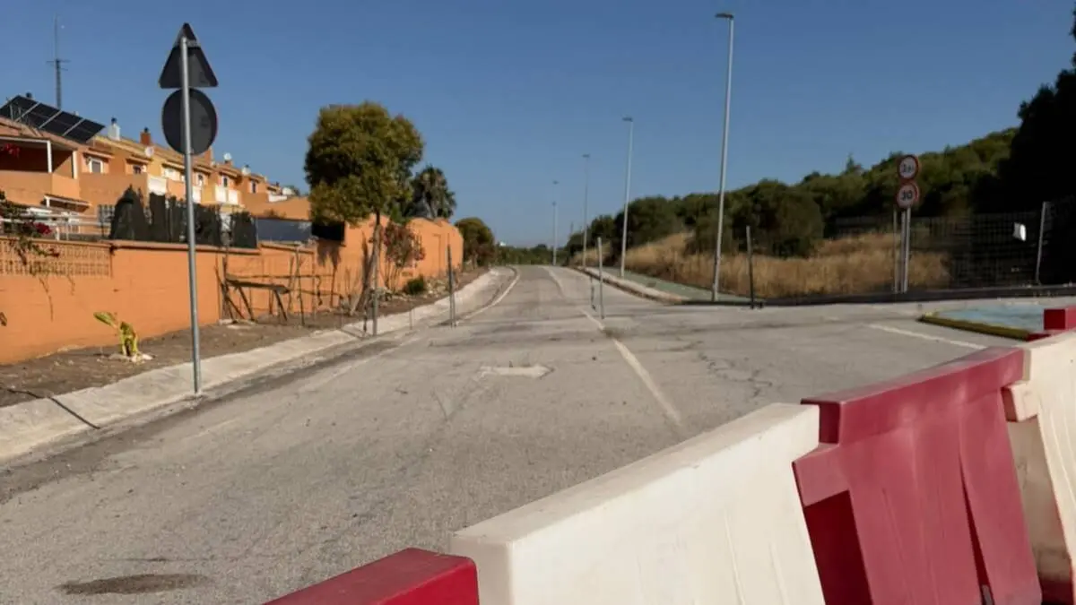 Estado de la carretera de los Yanquis, afectada por las obras del acceso sur de Algeciras
