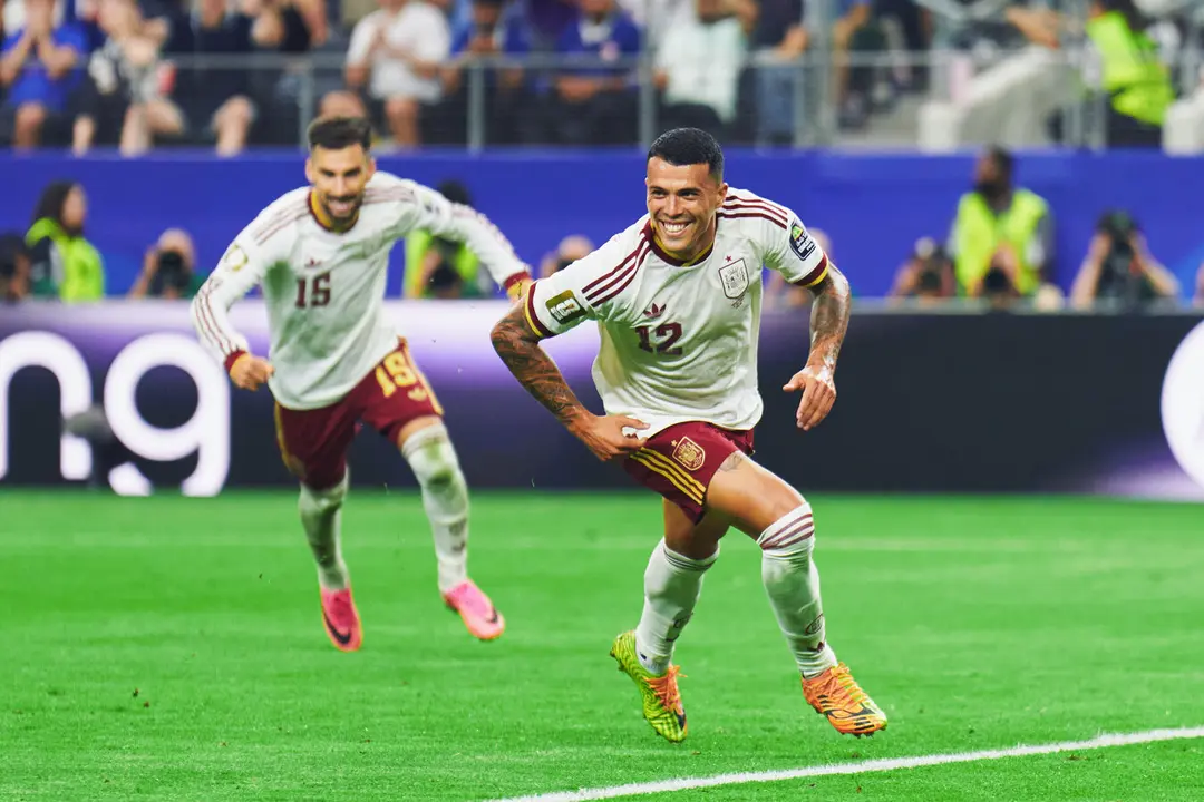 Espa&ntilde;a celebra la clasificaci&oacute;n para la final del Mundial tras imponerse a Francia