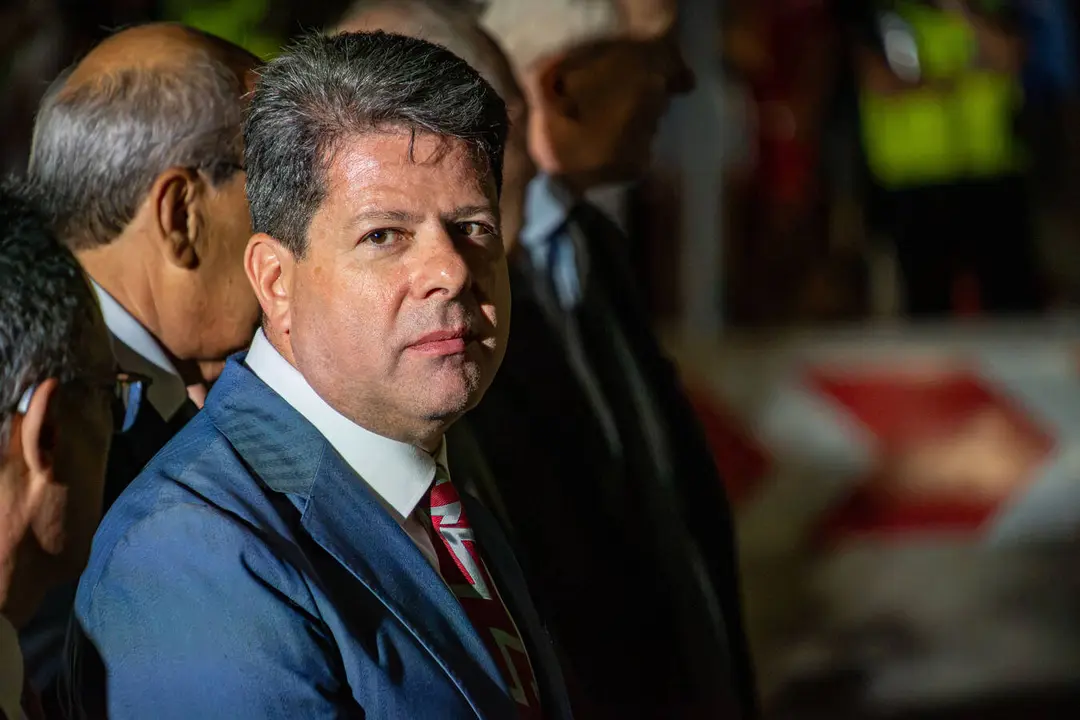 Fabi&aacute;n Picardo, durante el acto simb&oacute;lico de apertura de la Verja celebrado tras el acuerdo sobre Gibraltar - FOTO: FJ Ben&iacute;tez