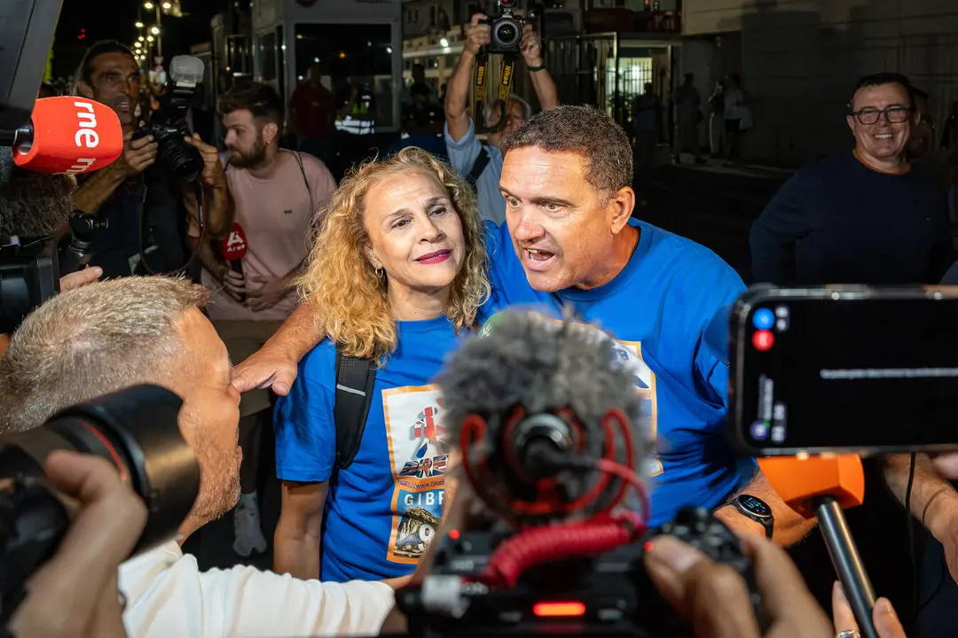 Un ciudadano de Gibraltar comparte su opini&oacute;n sobre el nuevo escenario que abrir&aacute; el acuerdo entre el Reino Unido y la Uni&oacute;n Europea - FOTO: FJ Ben&iacute;tez