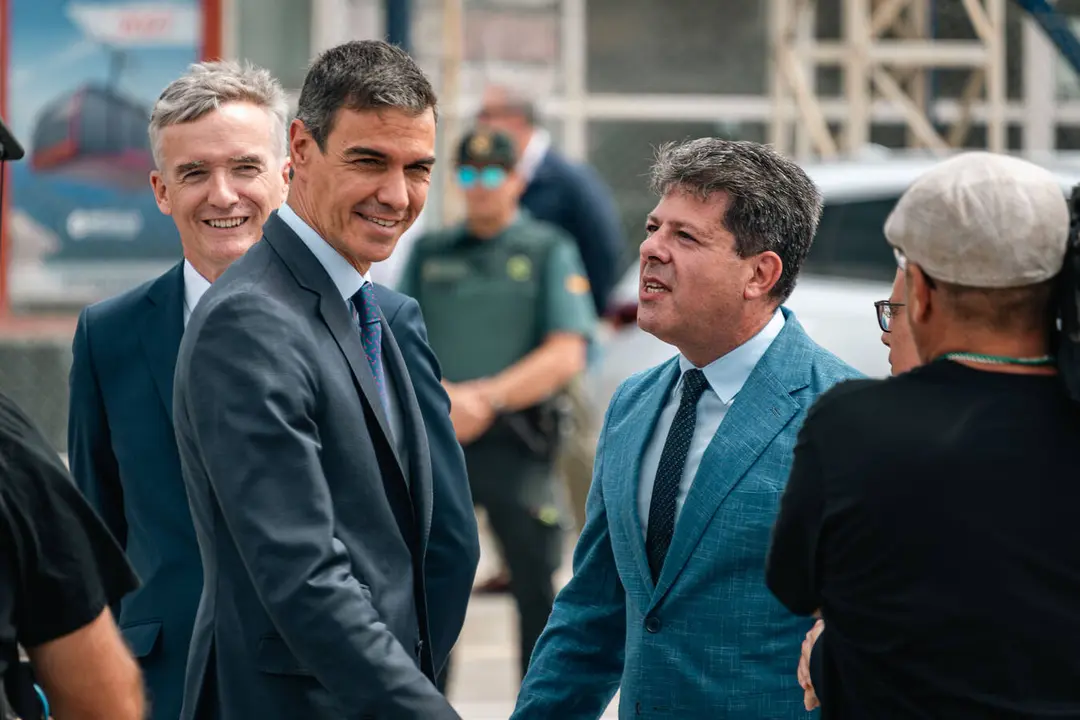 Fabian Picardo interviene tras el acto simb&oacute;lico de retirada de la Verja celebrado en la frontera - FOTO: FJ Ben&iacute;tez