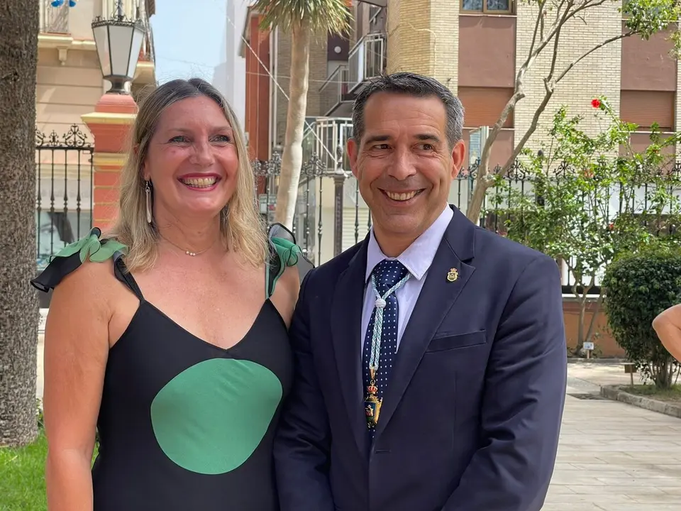 Operativo especial de reciclaje de vidrio preparado para la Velada y Fiestas de La L&iacute;nea 2026