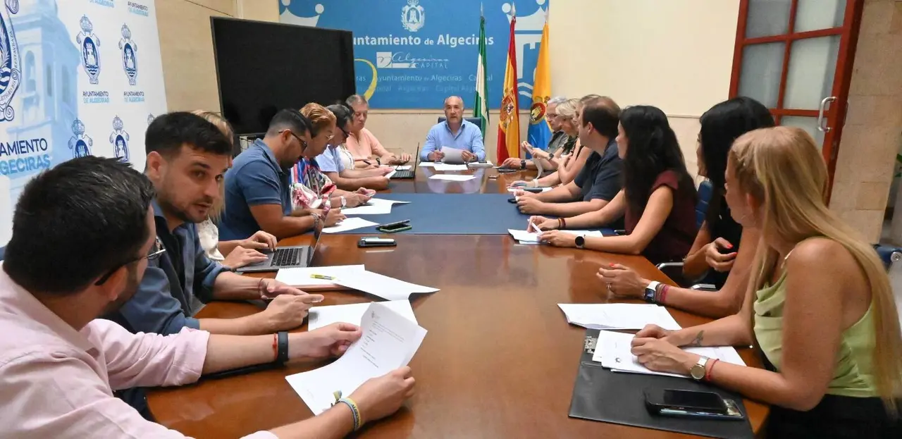 Un momento de la reuni&oacute;n de la Junta de Gobierno Local del Ayuntamiento de Algeciras