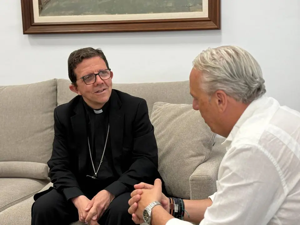 Reuni&oacute;n entre representantes del Ayuntamiento de San Roque y el Obispado de C&aacute;diz y Ceuta para abordar varios asuntos pendientes