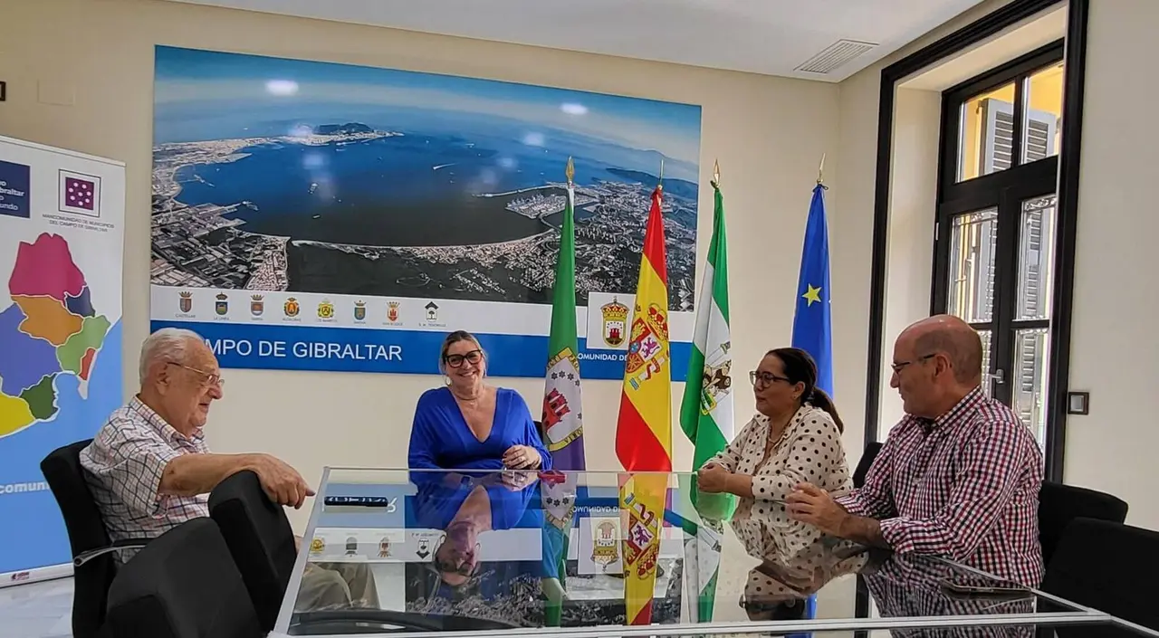 Reuni&oacute;n de trabajo entre responsables de la Mancomunidad y del Banco de Alimentos del Campo de Gibraltar
